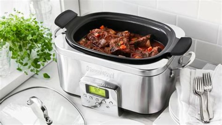 Can you keep soup warm in a slow cooker