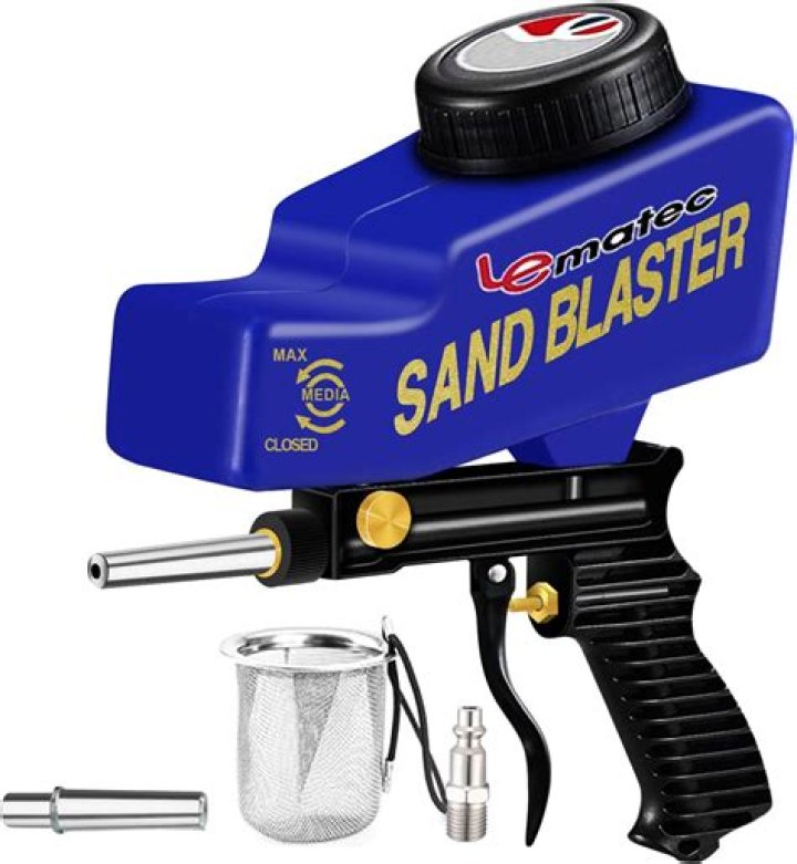 Can you use soda in a sand blaster