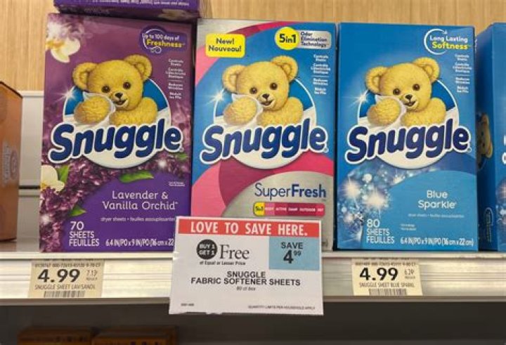 Do Snuggle dryer sheets repel mosquitoes