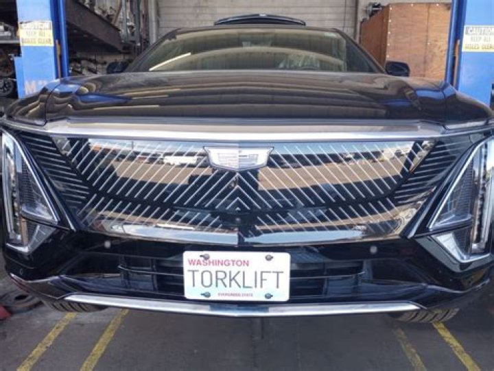 How do you mount and unmount