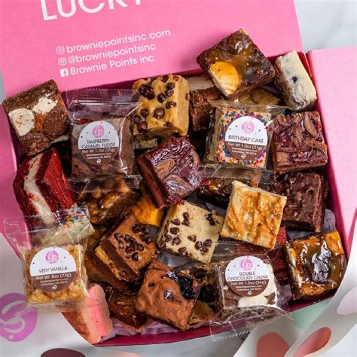 How do you wrap cellophane brownies