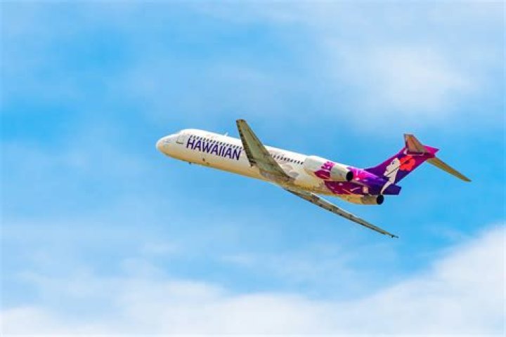 How Long Is The Flight From Chicago To Hawaii