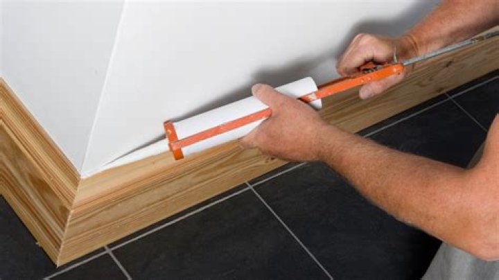 How To Caulk Corners