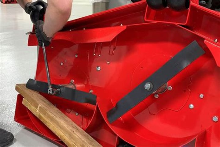 How To Change Blades On A Toro Riding Mower