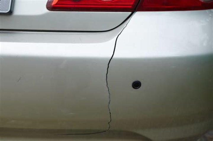 How To Repair Cracked Fibreglass Bumper