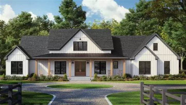 Is 2500 square feet a big house