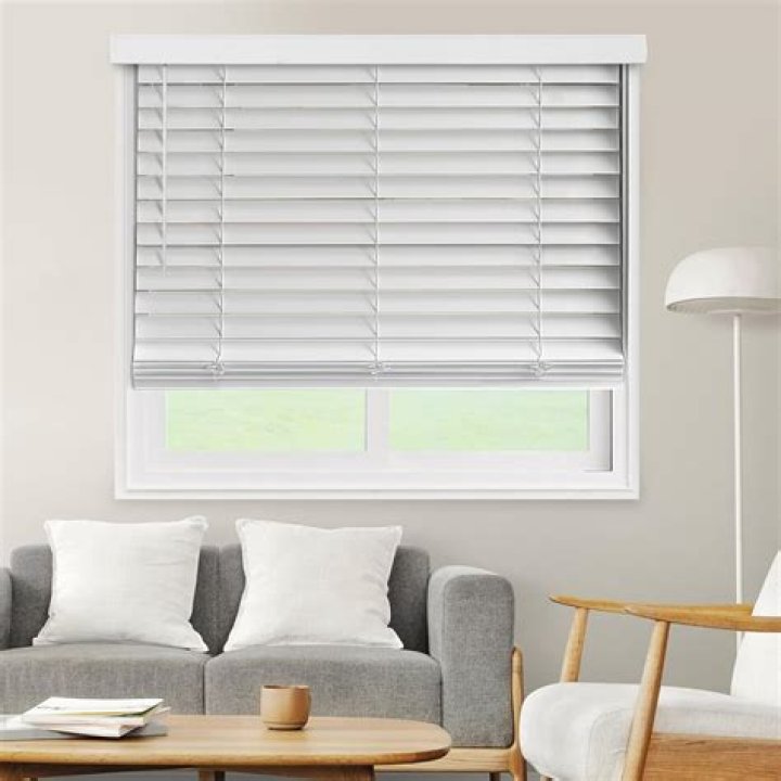 Quick Answer: How To Repair Wooden Window Blinds