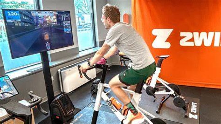 Quick Answer: Peloton Squeaky When I Stand
