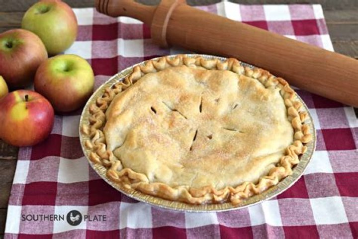 What is the best way to freeze an apple pie