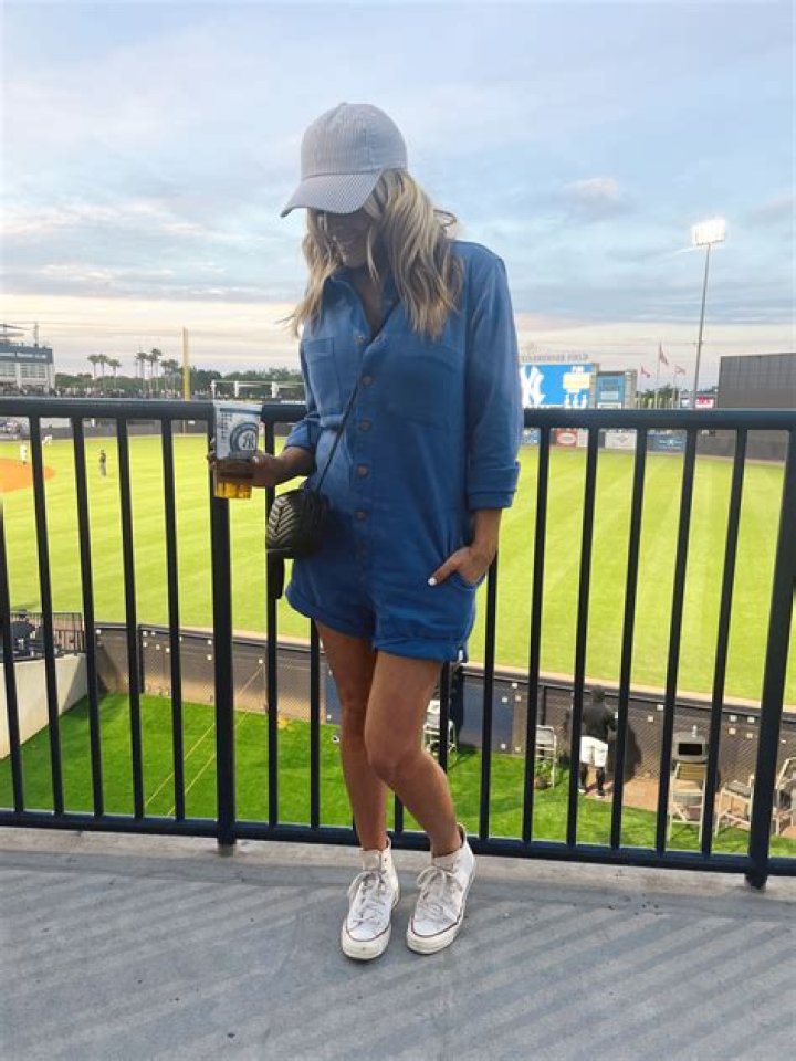 What To Wear To A Baseball Game