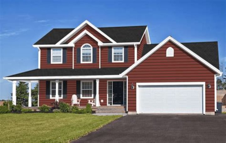 Who makes the best vinyl siding